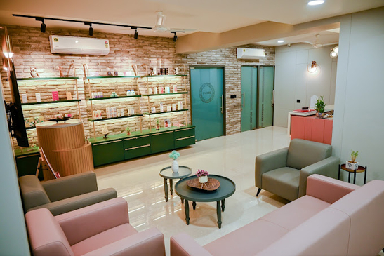 Slider image (9) Zeeva Skin & Hair Clinic